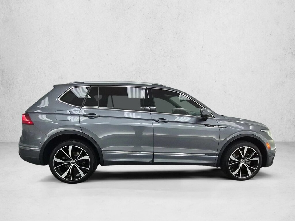 Used 2024 Volkswagen Tiguan SEL R-Line Sport Utility