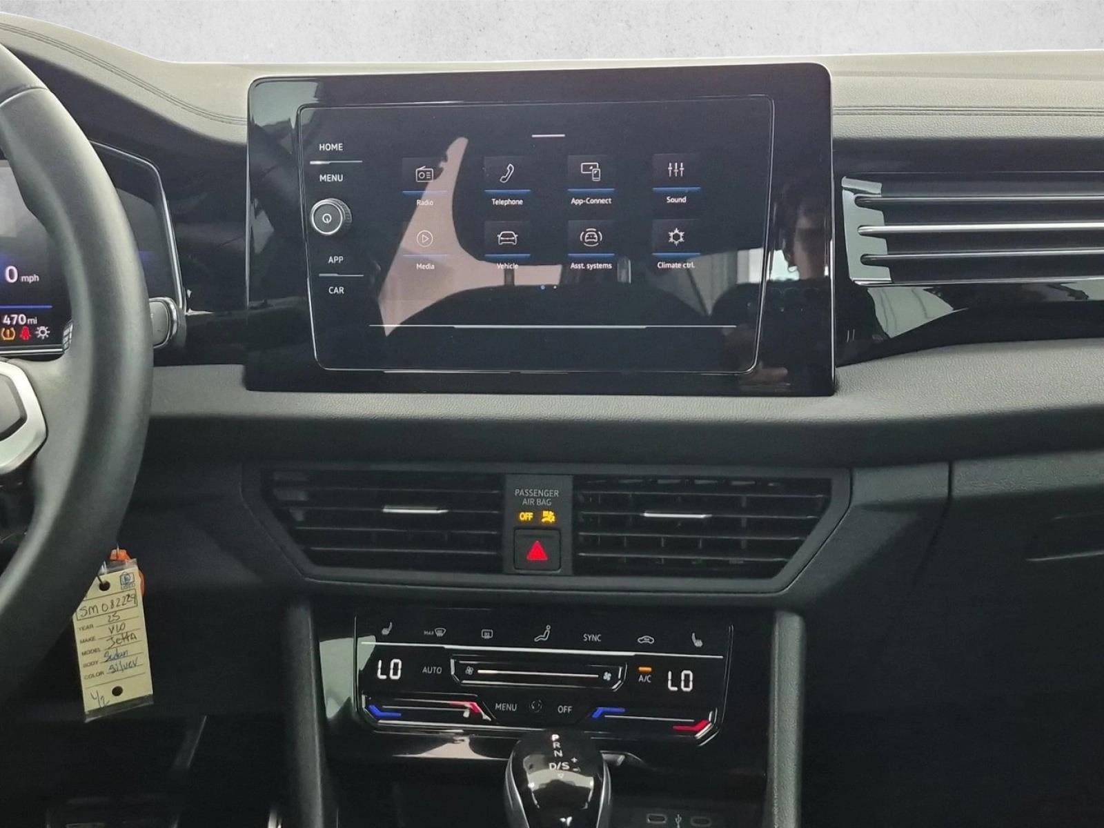 2025 Volkswagen Jetta Sport - Photo 15