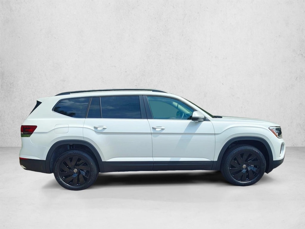 New 2026 Volkswagen Atlas 2.0T SE w/Technology Sport Utility