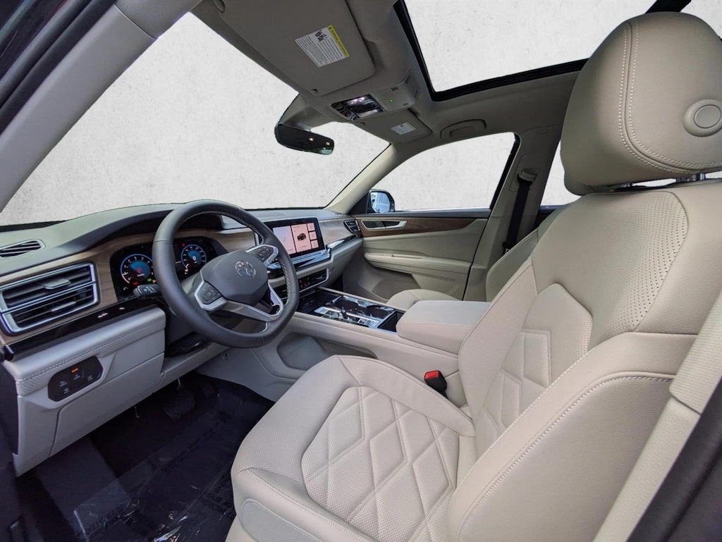 New 2026 Volkswagen Atlas 2.0T SE w/Technology Sport Utility