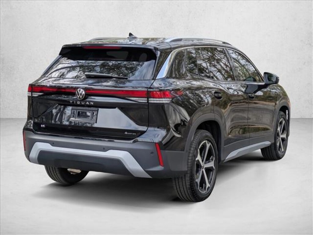 New 2026 Volkswagen Tiguan SE Sport Utility