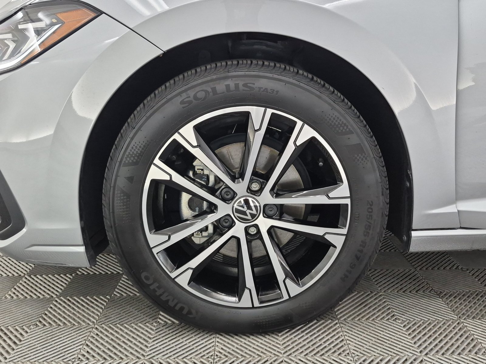 2025 Volkswagen Jetta Sport - Photo 26