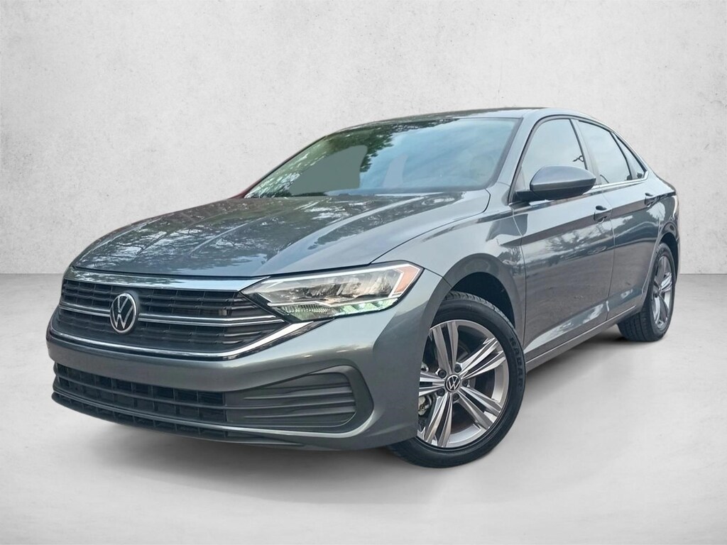 Used 2023 Volkswagen Jetta SE 4dr Car