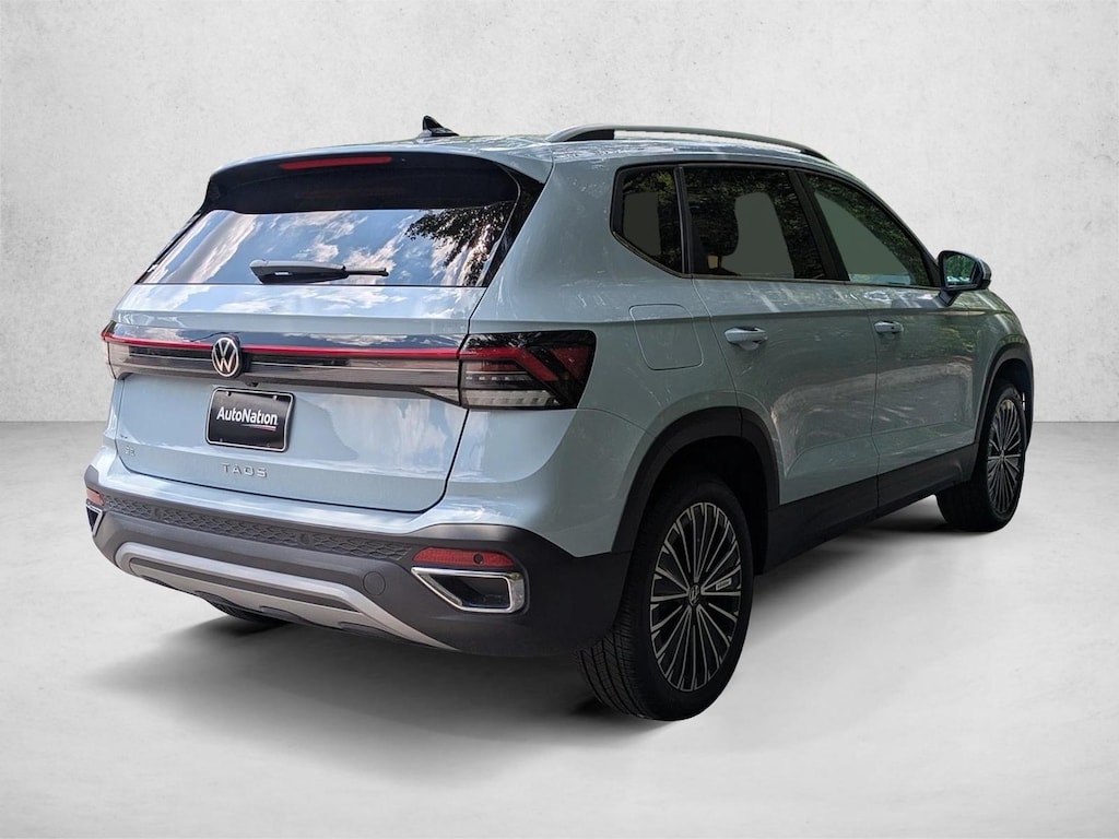 New 2026 Volkswagen Taos SE Sport Utility