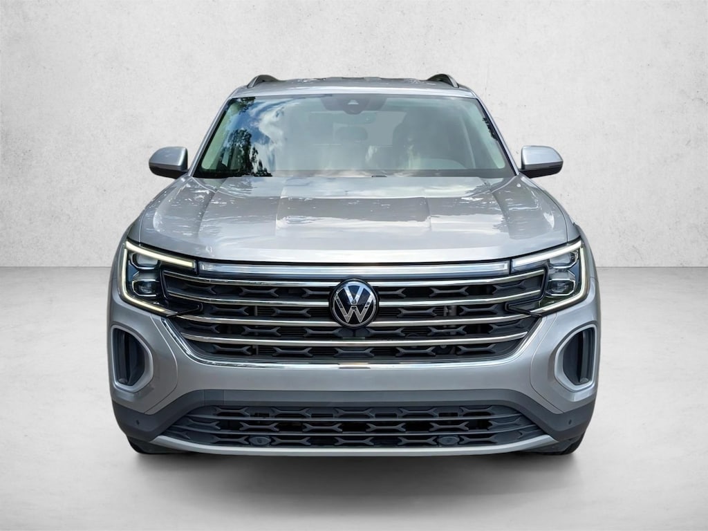 Used 2024 Volkswagen Atlas 2.0T SE w/Technology Sport Utility
