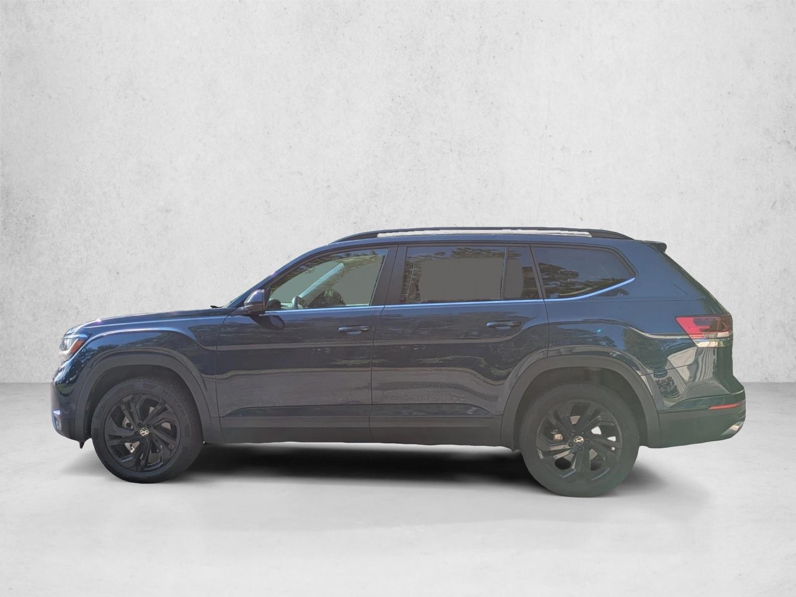 2022 Volkswagen Atlas SE Technology photo 3