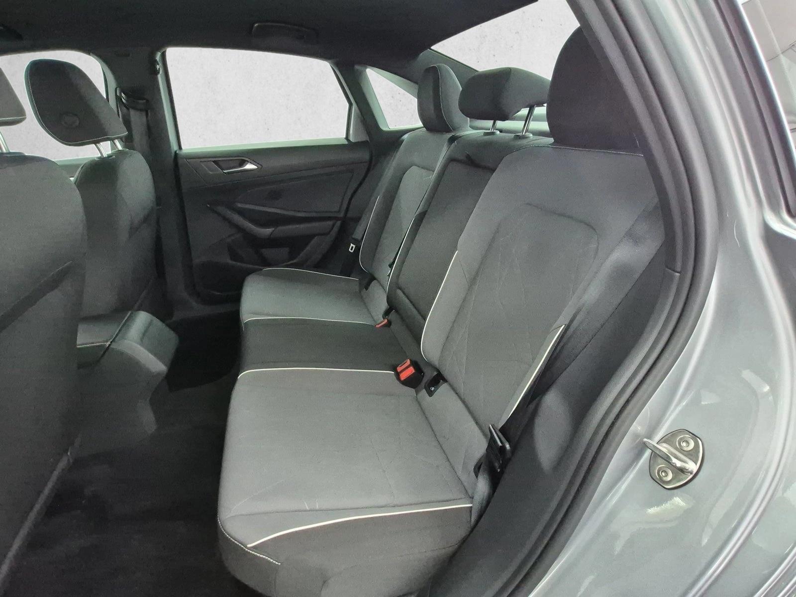 2025 Volkswagen Jetta Sport - Photo 20