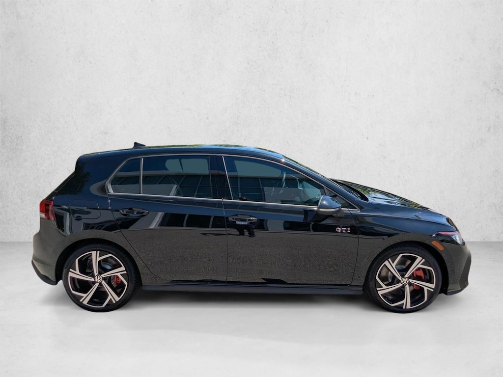 New 2026 Volkswagen Golf GTI SE 4dr Car