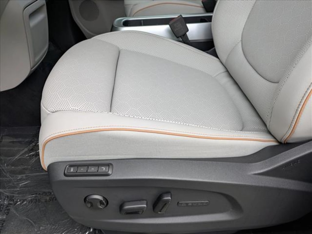 New 2025 Volkswagen ID. Buzz 1st Edition Mini-van Passenger