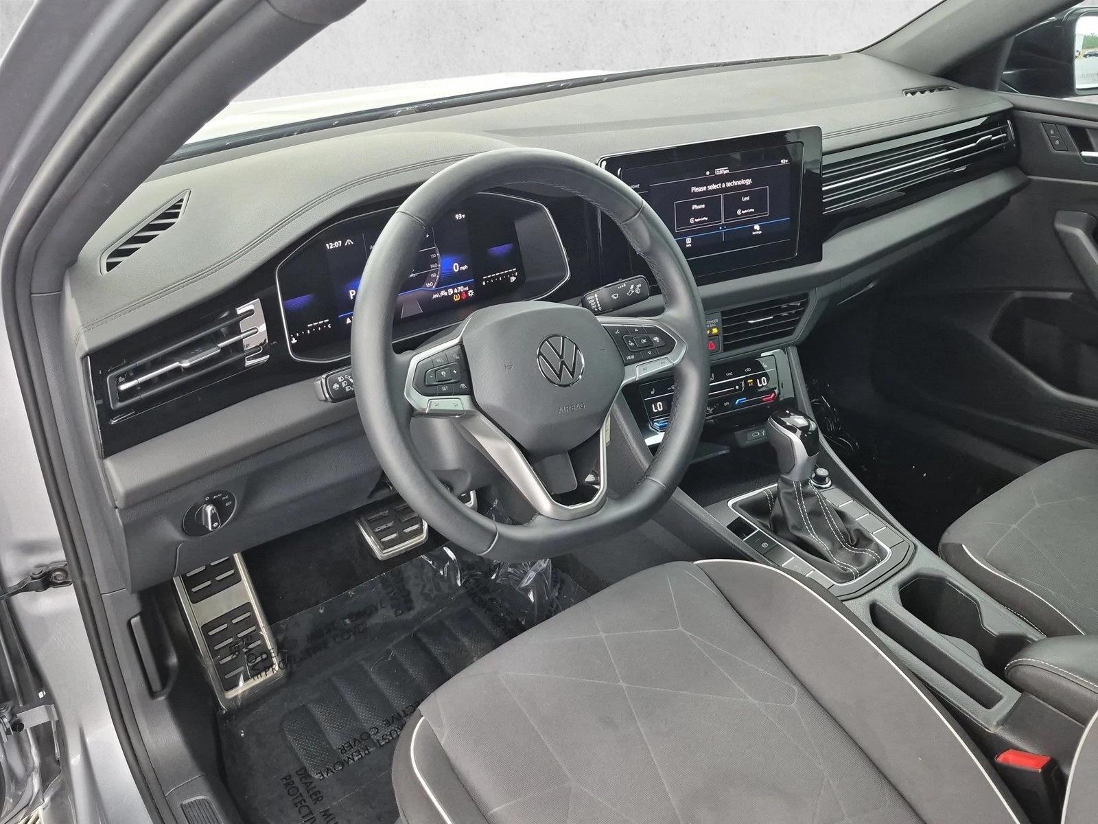 2025 Volkswagen Jetta Sport - Photo 10