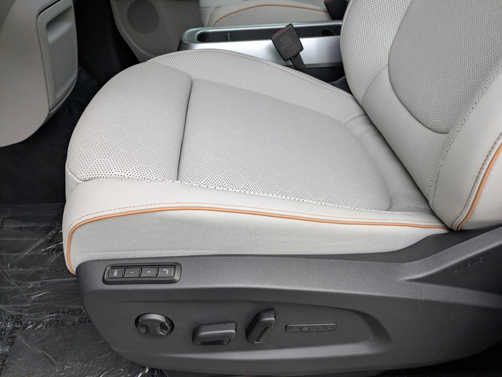 New 2025 Volkswagen ID. Buzz 1st Edition Mini-van Passenger