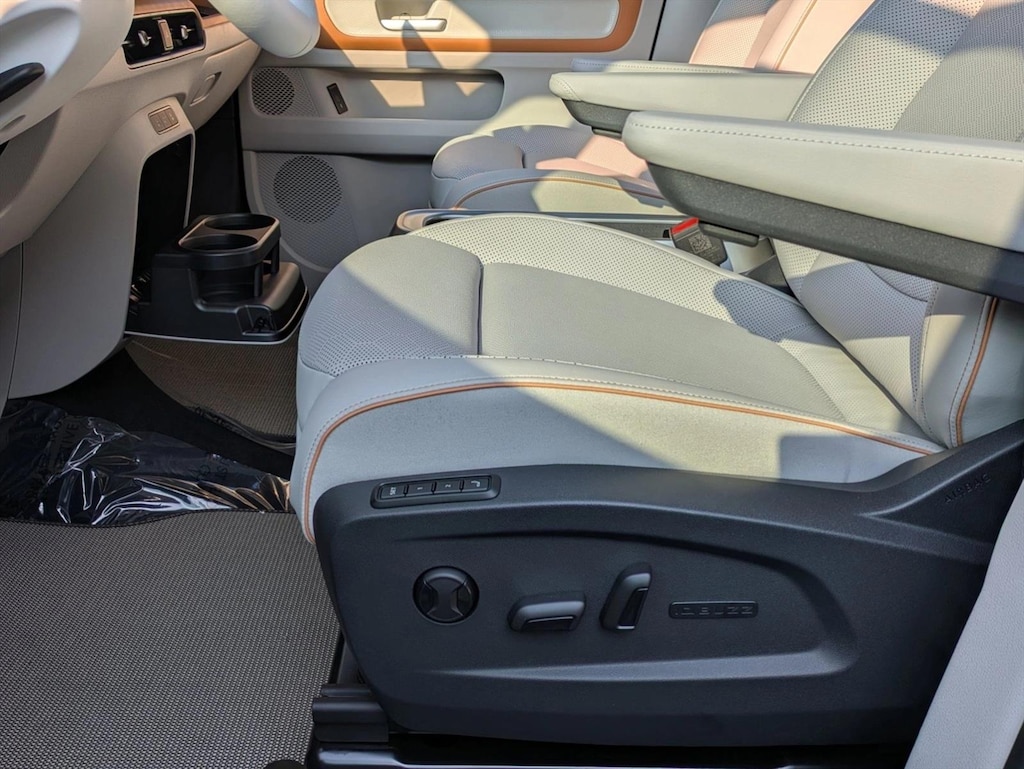 New 2025 Volkswagen ID. Buzz 1st Edition Mini-van Passenger