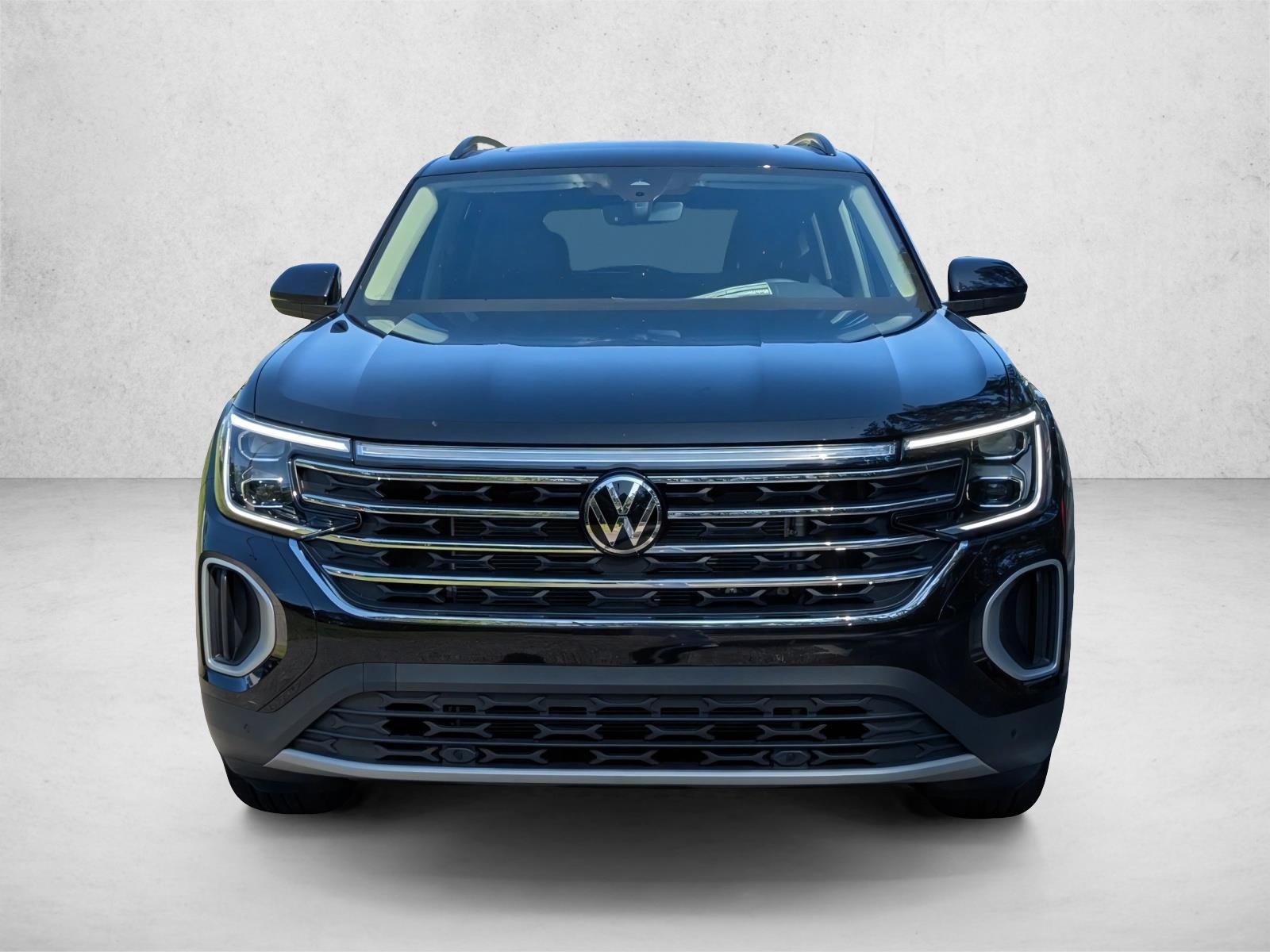 New 2026 Volkswagen Tiguan SE R-Line Black Sport Utility