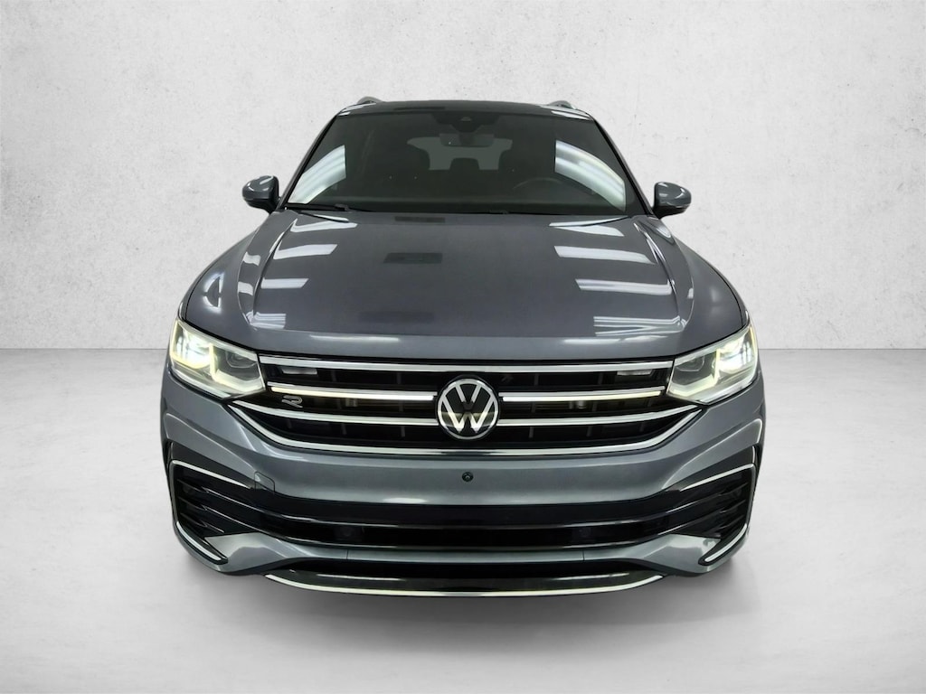 Used 2024 Volkswagen Tiguan SEL R-Line Sport Utility