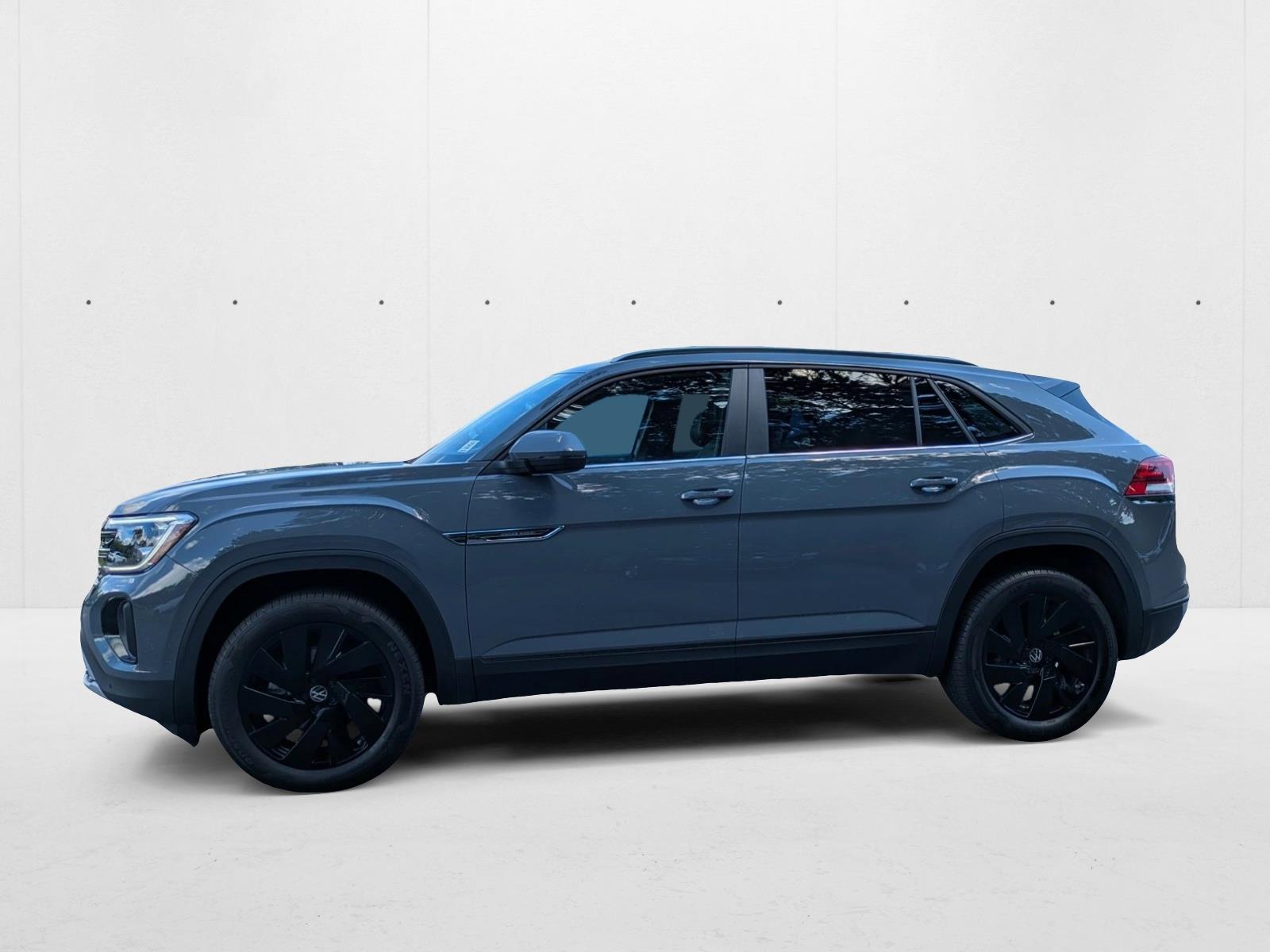 2025 Volkswagen Atlas Cross Sport SE Technology photo 3