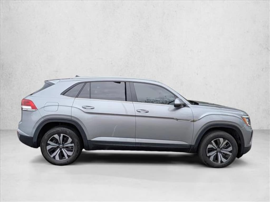 Used 2024 Volkswagen Atlas Cross Sport 2.0T SE Sport Utility