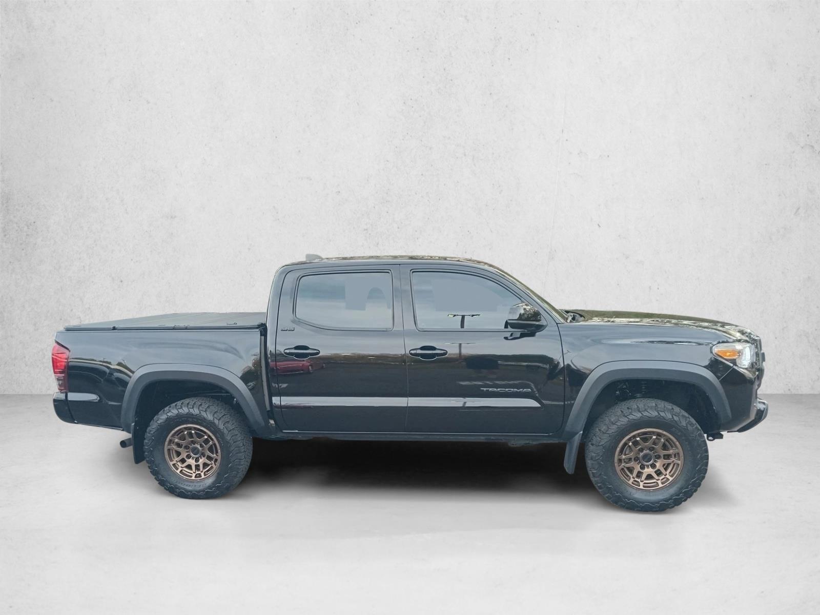 2023 Toyota Tacoma Trail Edition photo 2