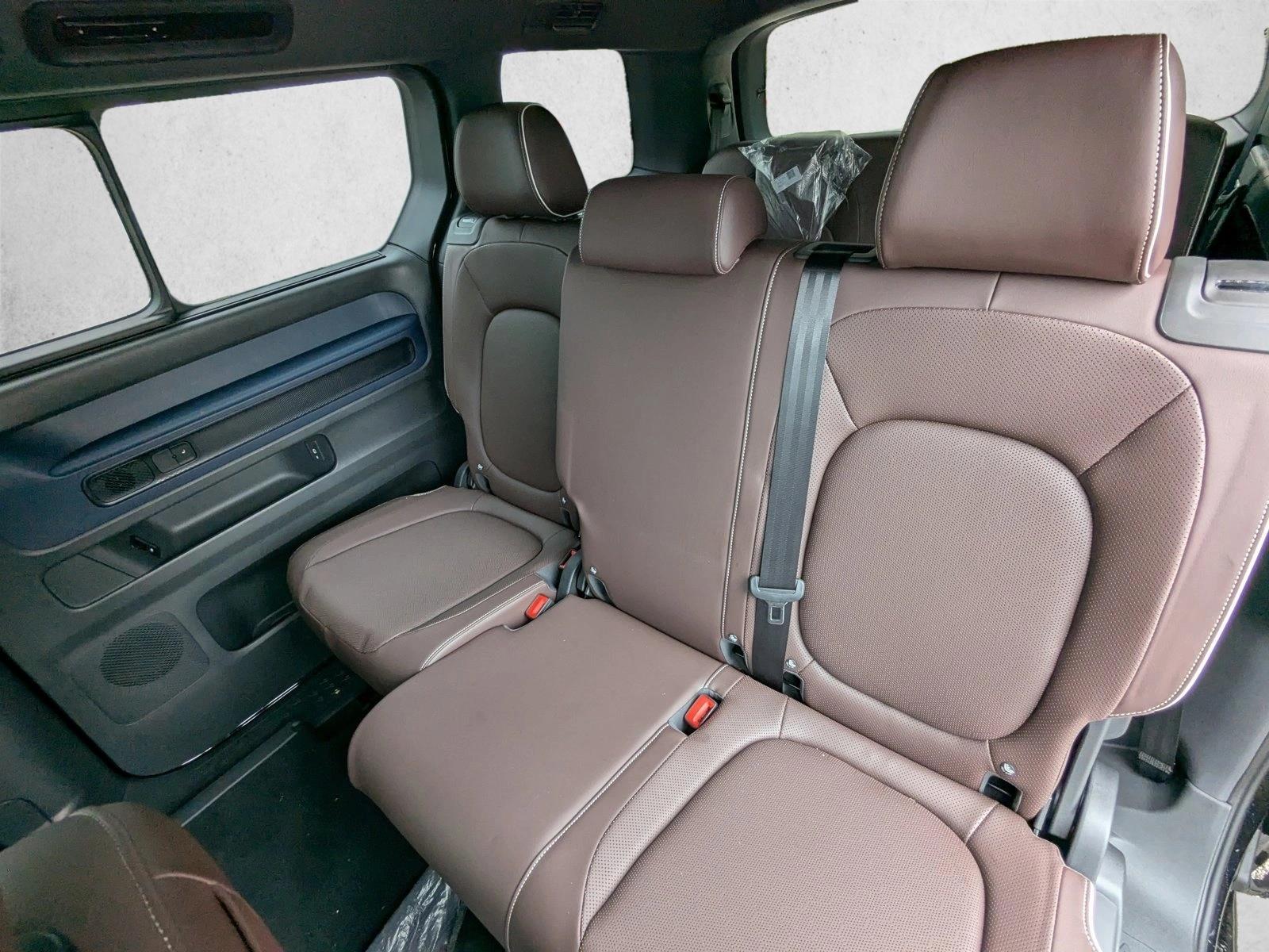 2025 Volkswagen ID. Buzz PRO S - Photo 9