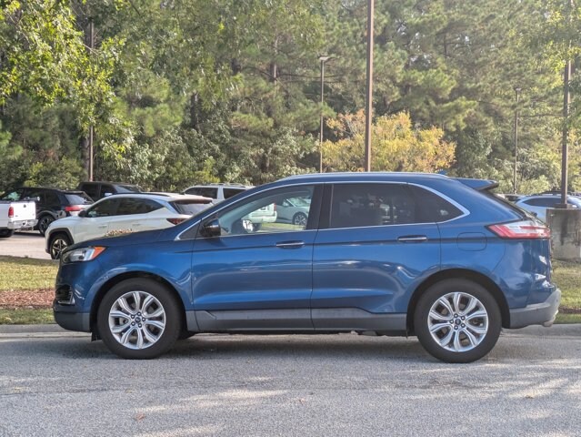 2020 Ford Edge Titanium photo 4
