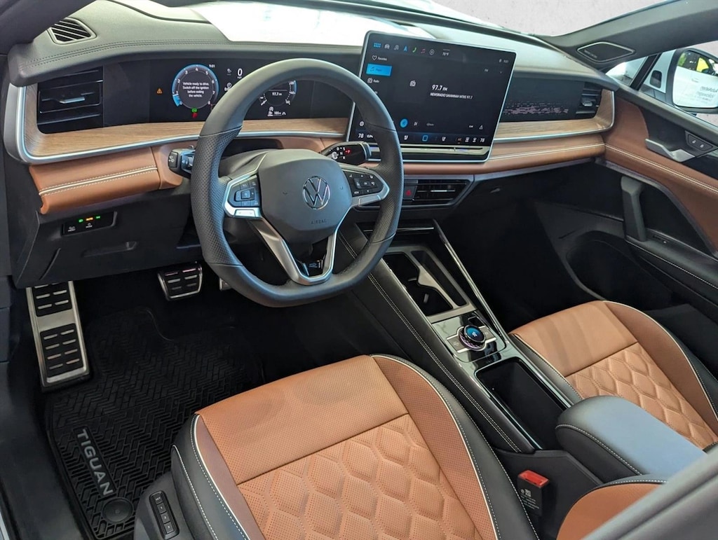 New 2026 Volkswagen Tiguan SEL R-Line Turbo Sport Utility