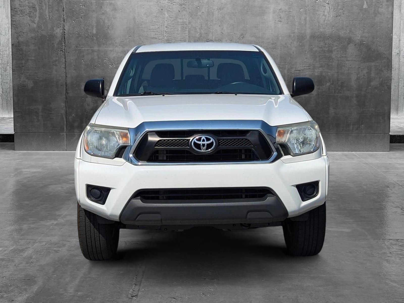 2013 Toyota Tacoma PreRunner photo 2
