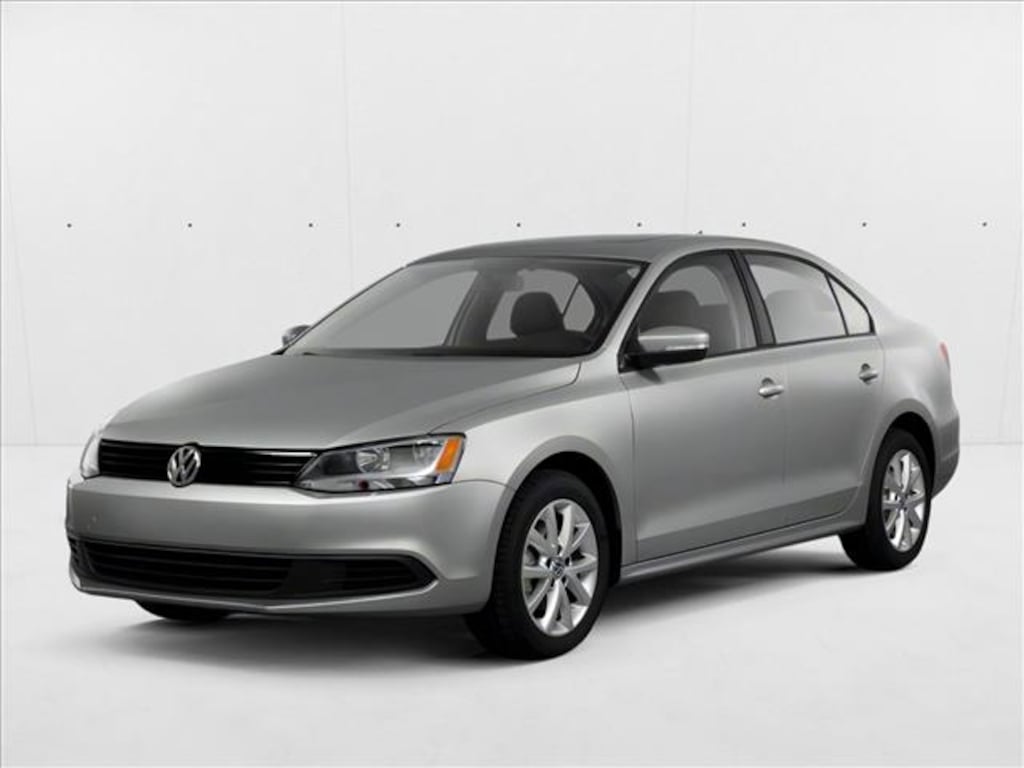 Used 2013 Volkswagen Jetta Sedan TDI w/Premium 4dr Car