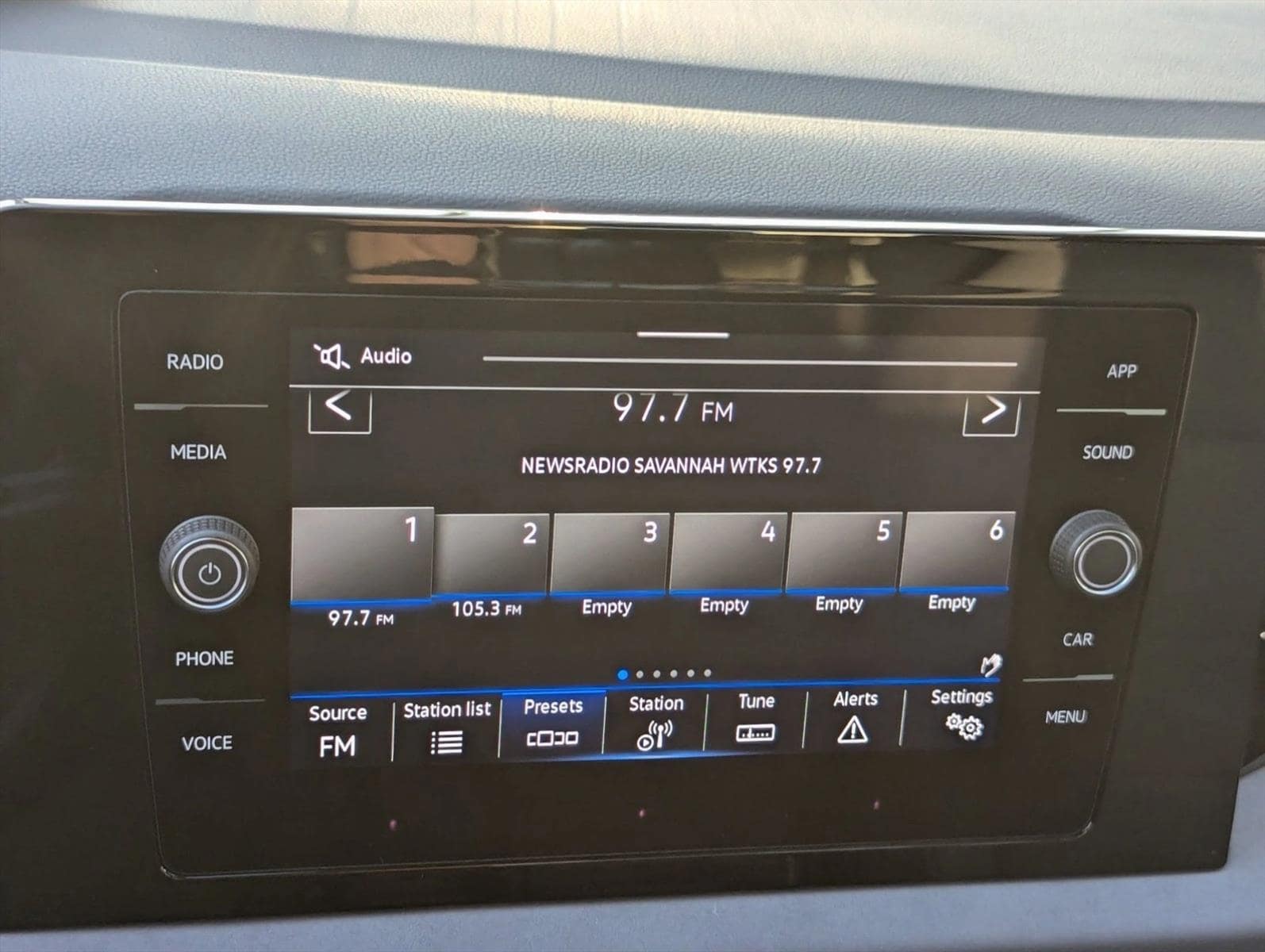 2026 Volkswagen Jetta SE - Photo 11