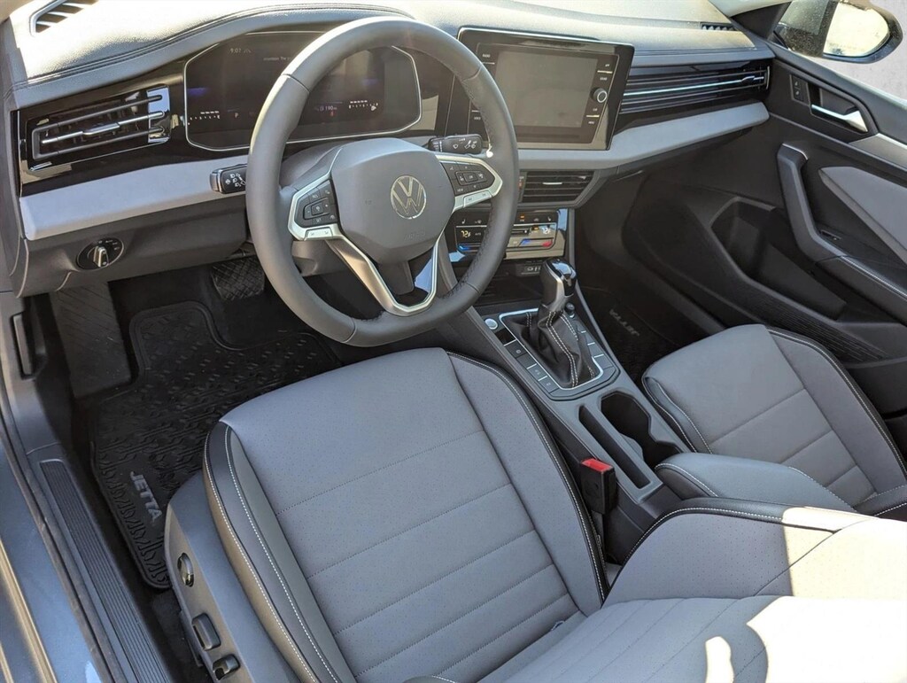 New 2026 Volkswagen Jetta SE 4dr Car