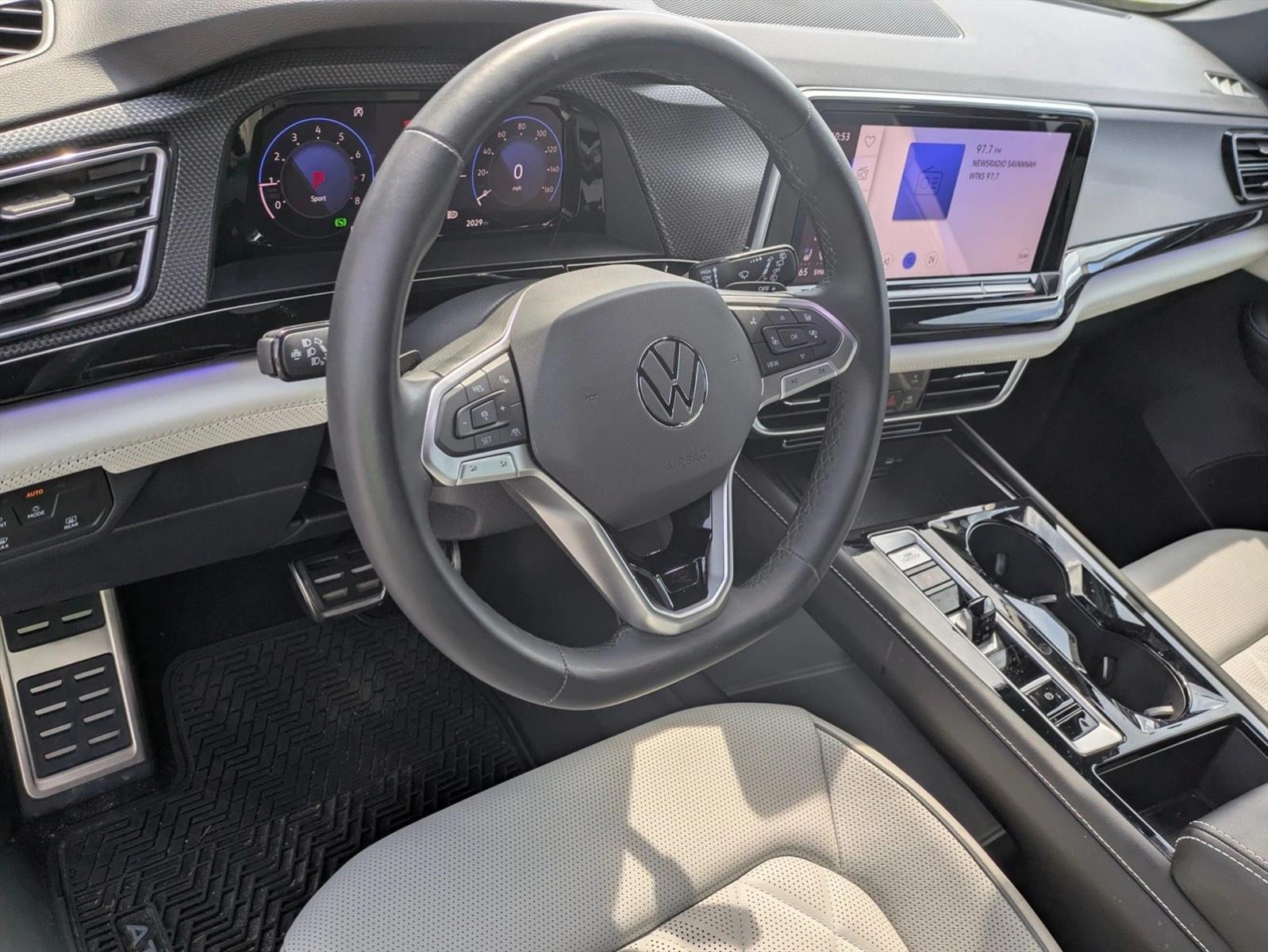 2026 Volkswagen Atlas Cross Sport SEL Premium R-LINE - Photo 8