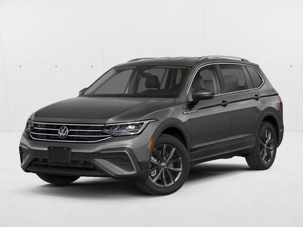 Used 2023 Volkswagen Tiguan SE Sport Utility