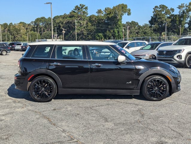 2021 Mini Clubman Base S ALL4 photo 2