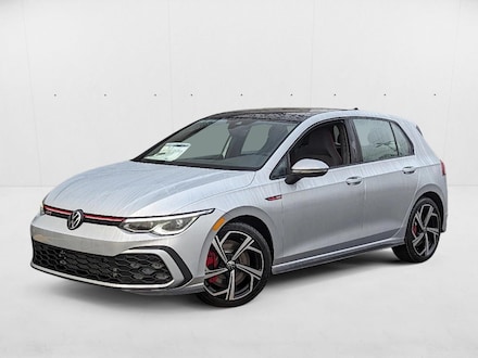 2024 Volkswagen Golf SE 4dr Car