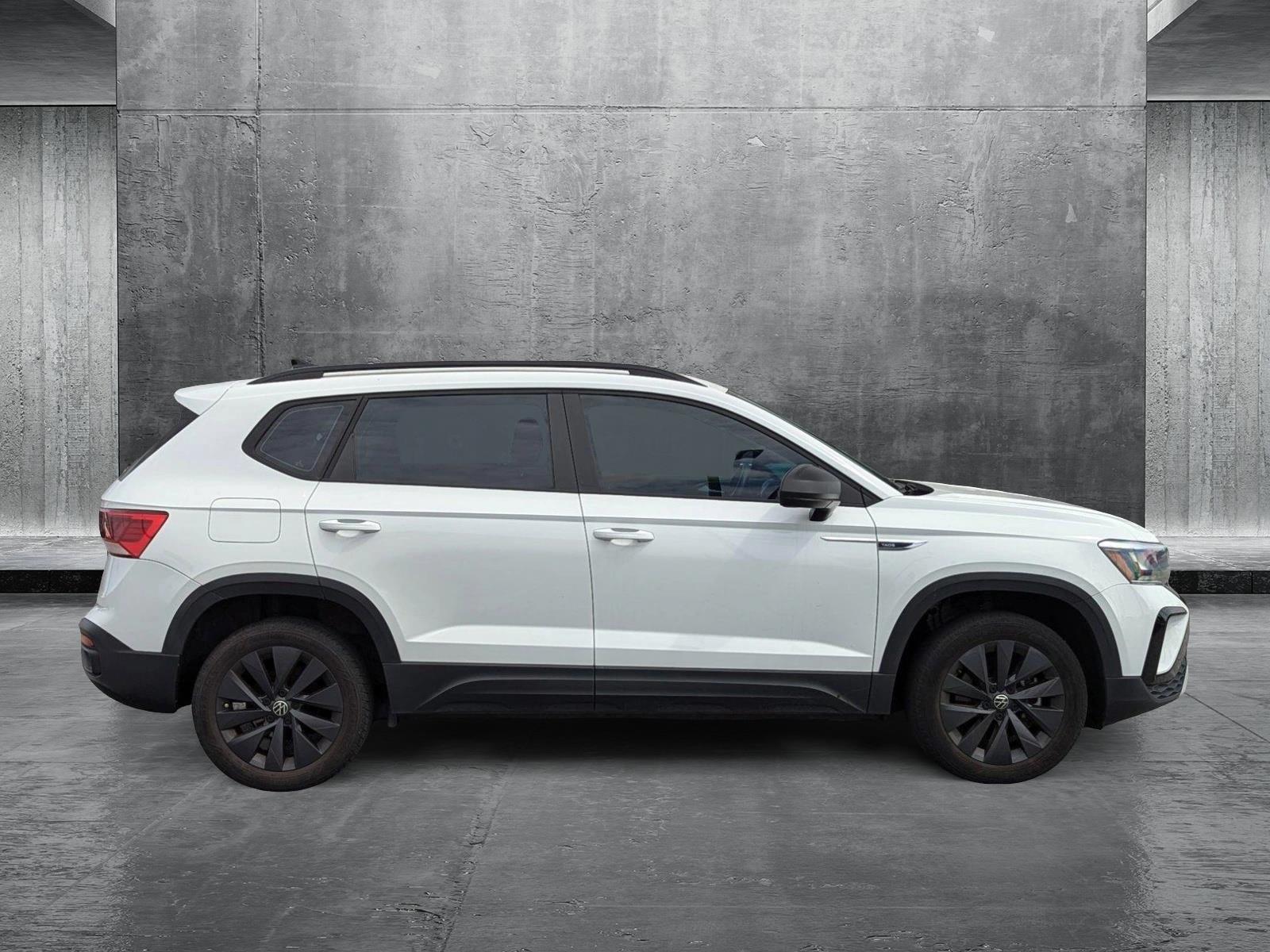 2022 Volkswagen Taos S photo 4