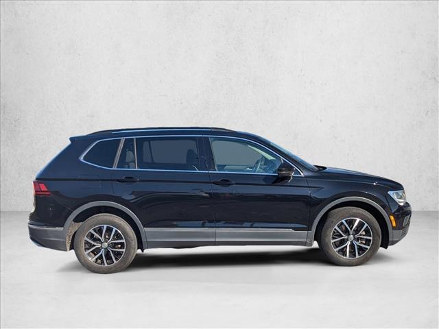 2021 Volkswagen Tiguan SE photo 2
