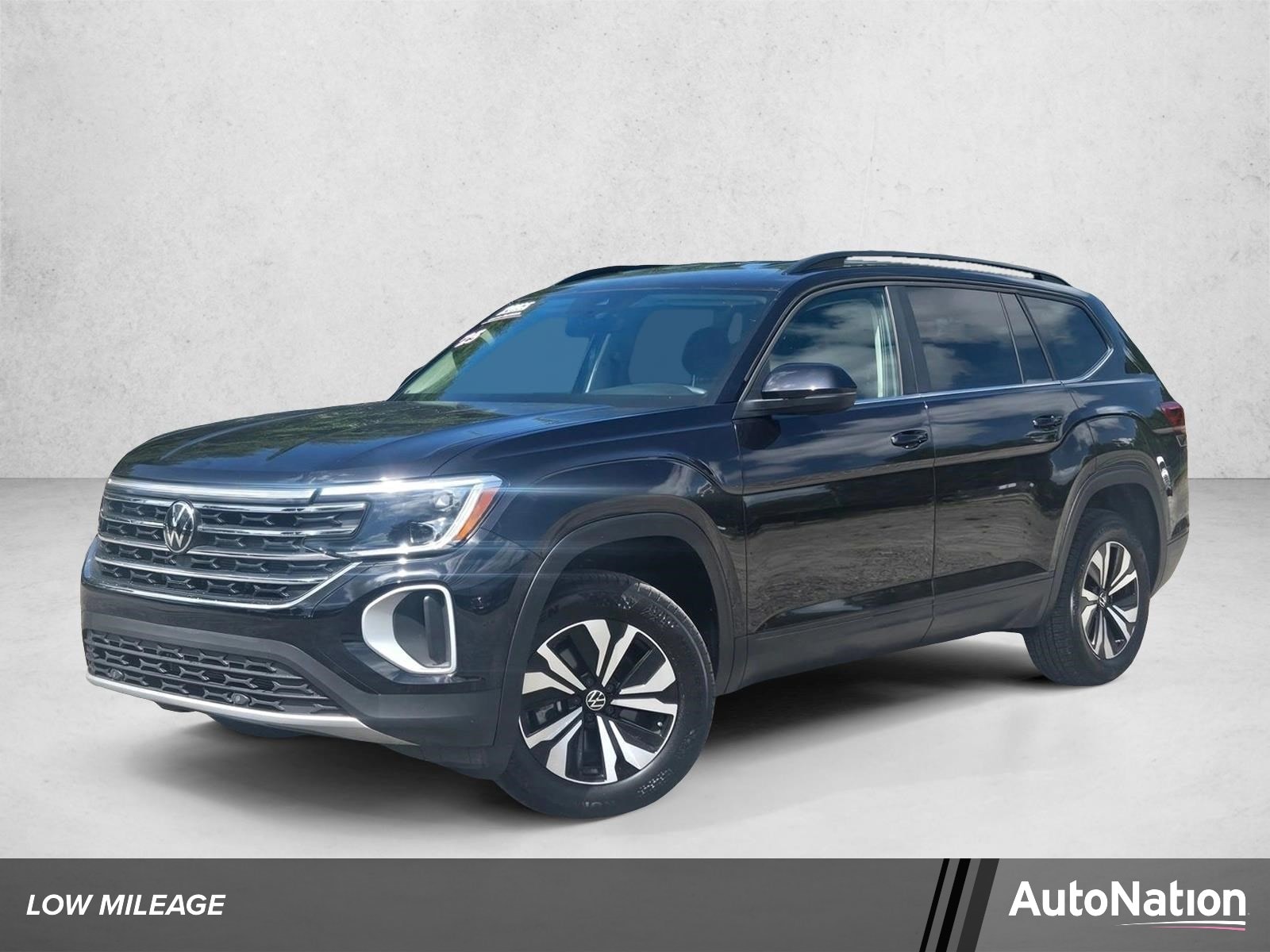 2025 Volkswagen Atlas 2.0T SE 4MOTION's photo