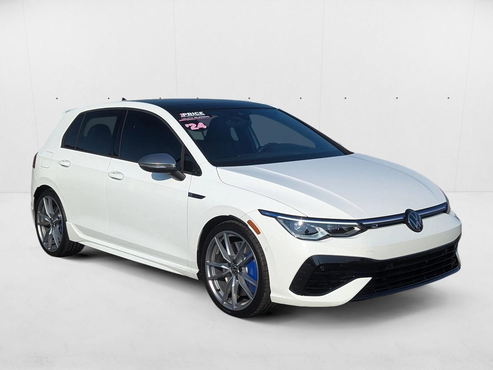 2024 Volkswagen Golf R photo 3