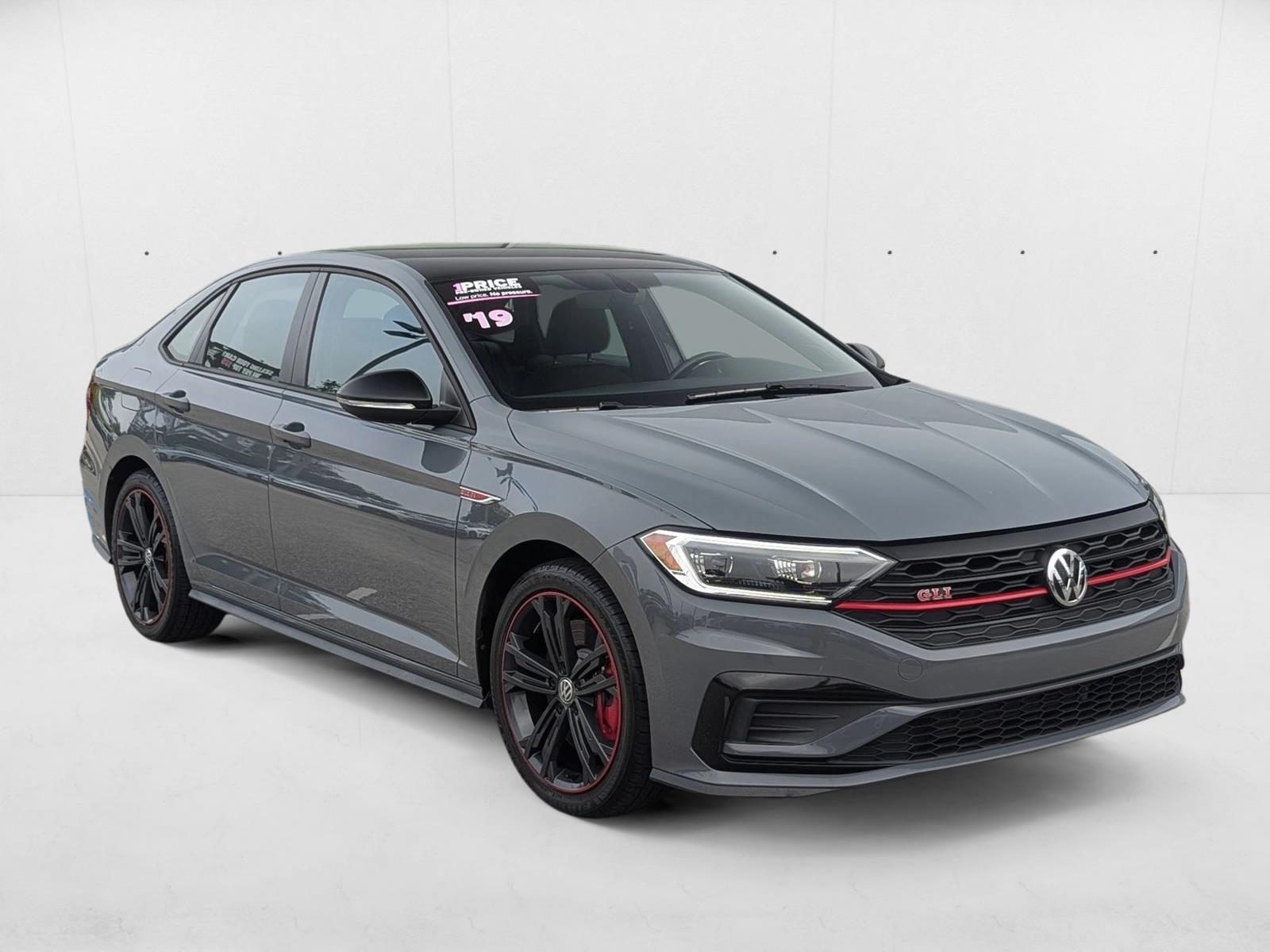 2019 Volkswagen Jetta Anniversary Edition photo 3