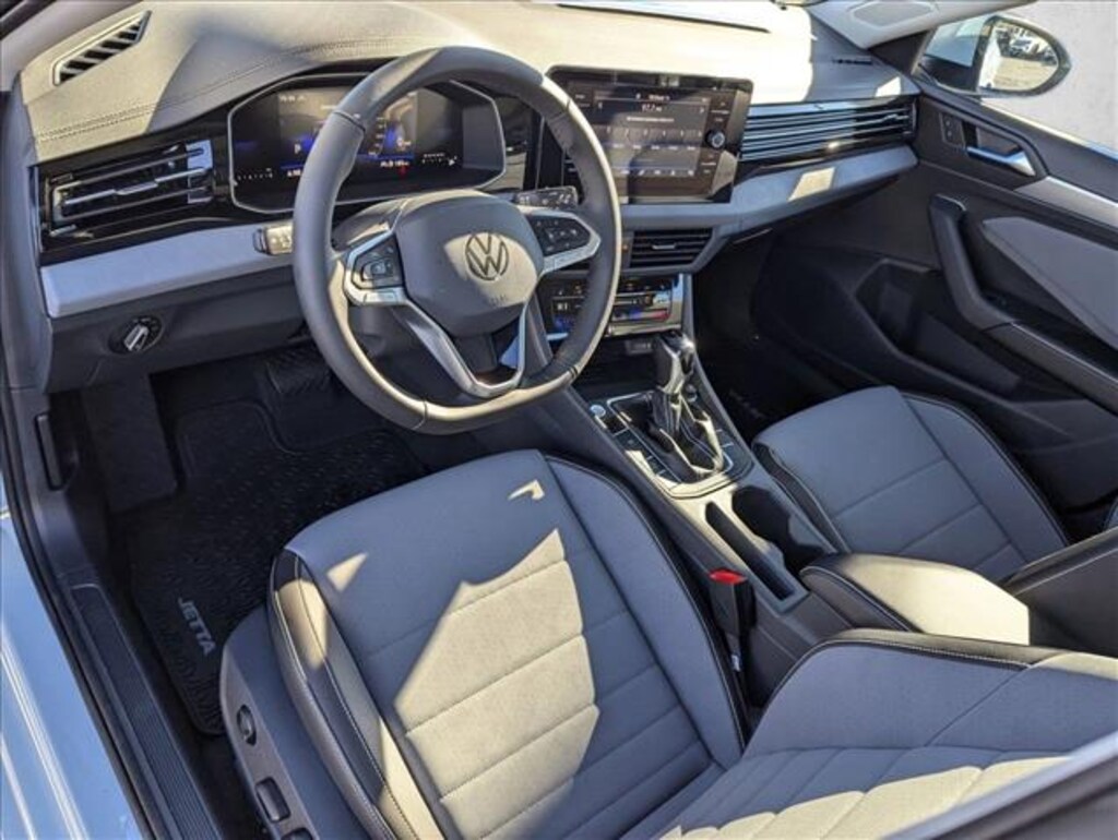 New 2026 Volkswagen Jetta SE 4dr Car