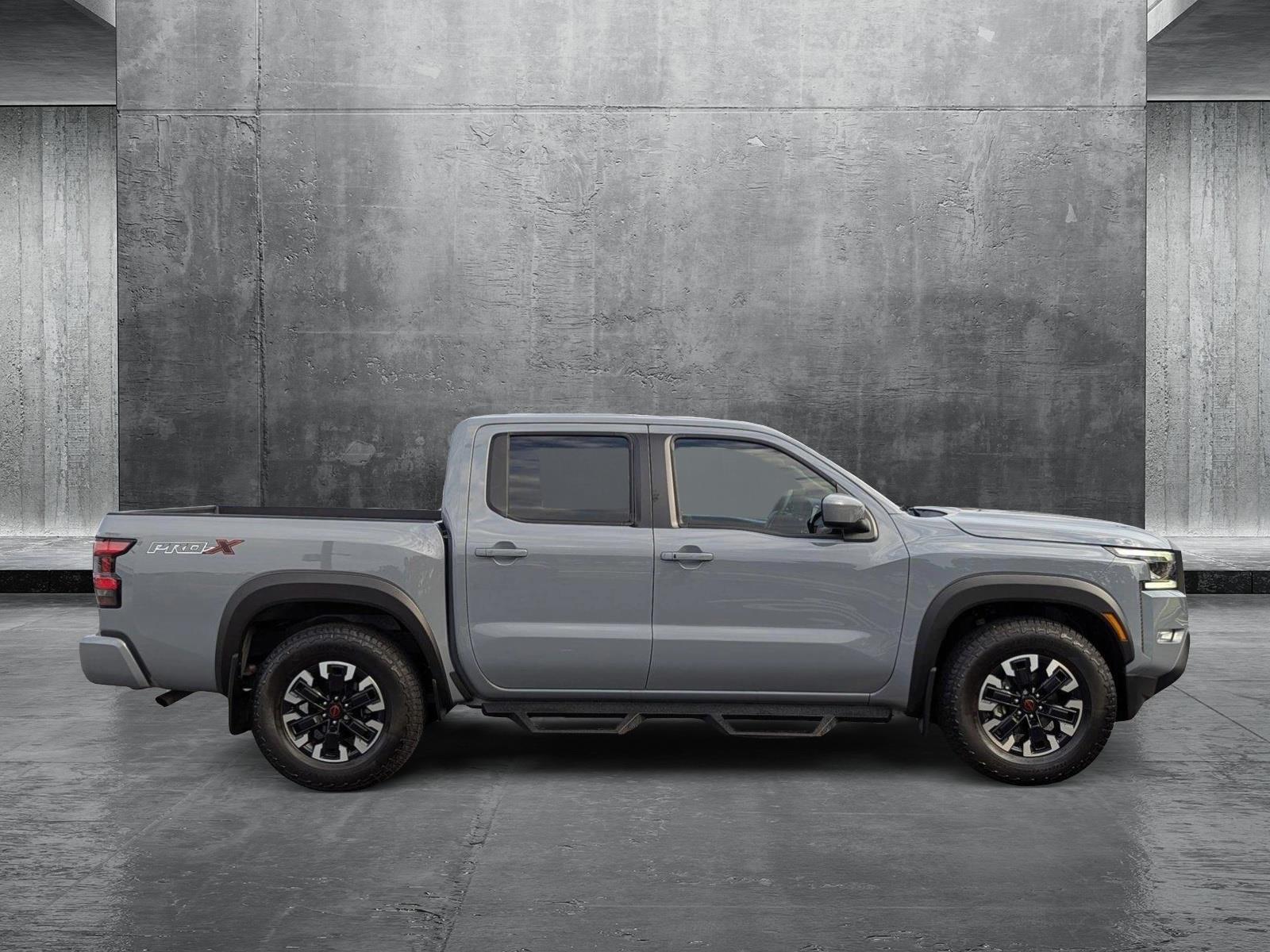 2024 Nissan Frontier PRO-X Crew Cab photo 4