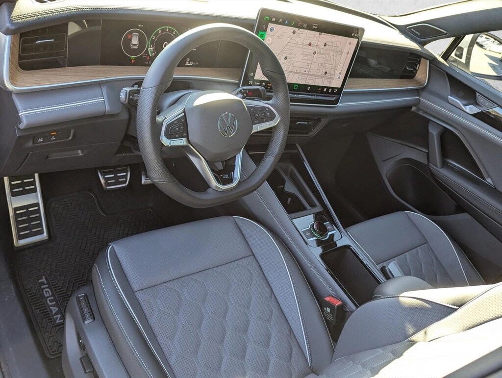 New 2026 Volkswagen Tiguan SEL R-Line Turbo Sport Utility