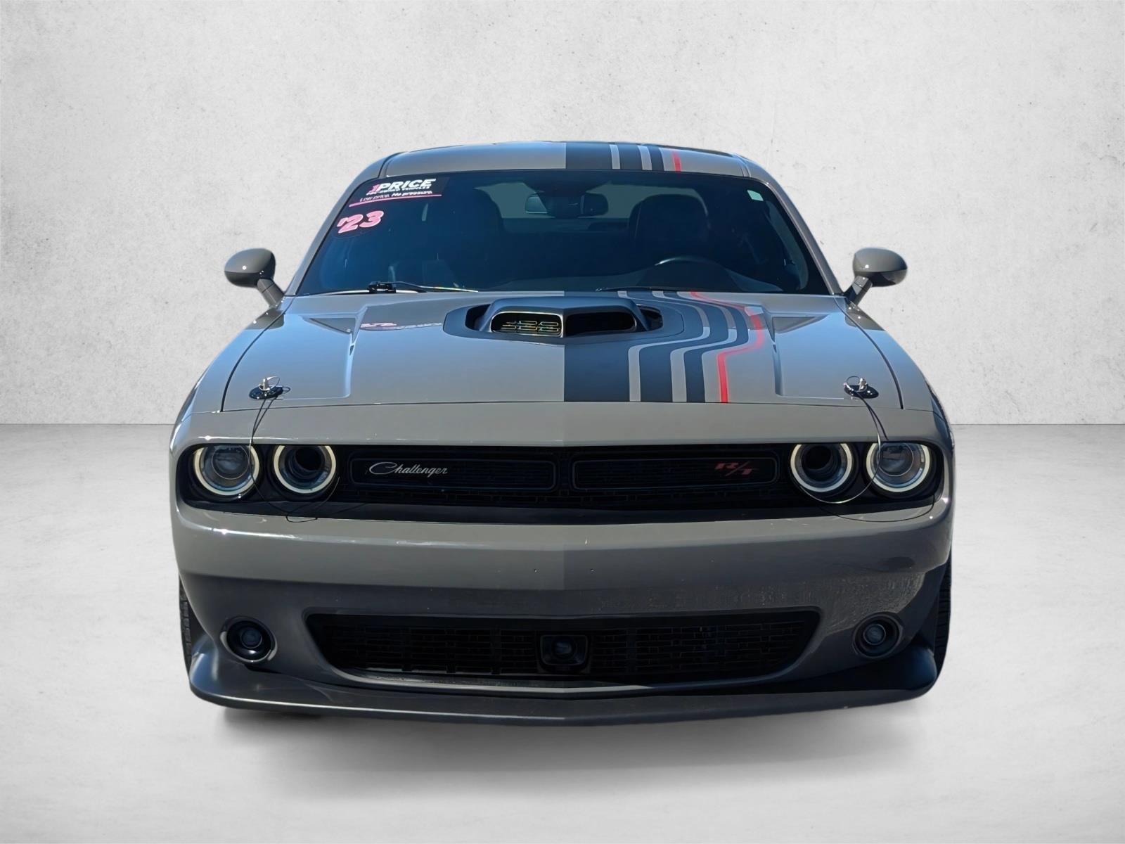2023 Dodge Challenger R/T Scat Pack photo 2