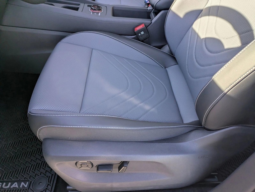 New 2026 Volkswagen Tiguan SE Sport Utility
