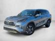 Used 2021 Toyota Highlander XLE Sport Utility