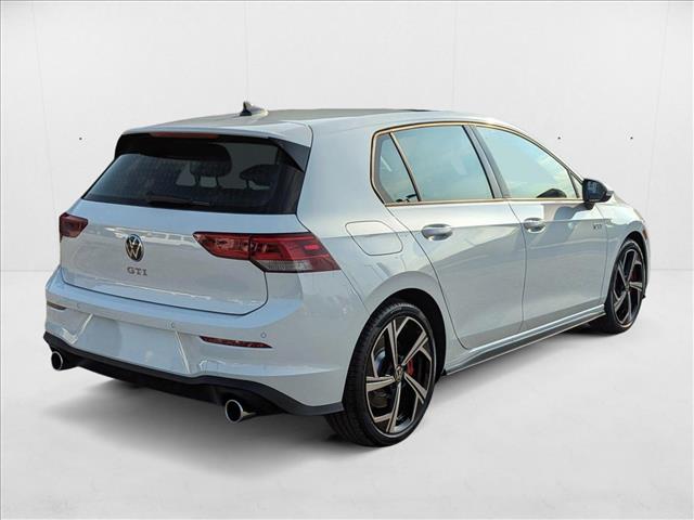 2025 Volkswagen Golf GTI SE photo 2
