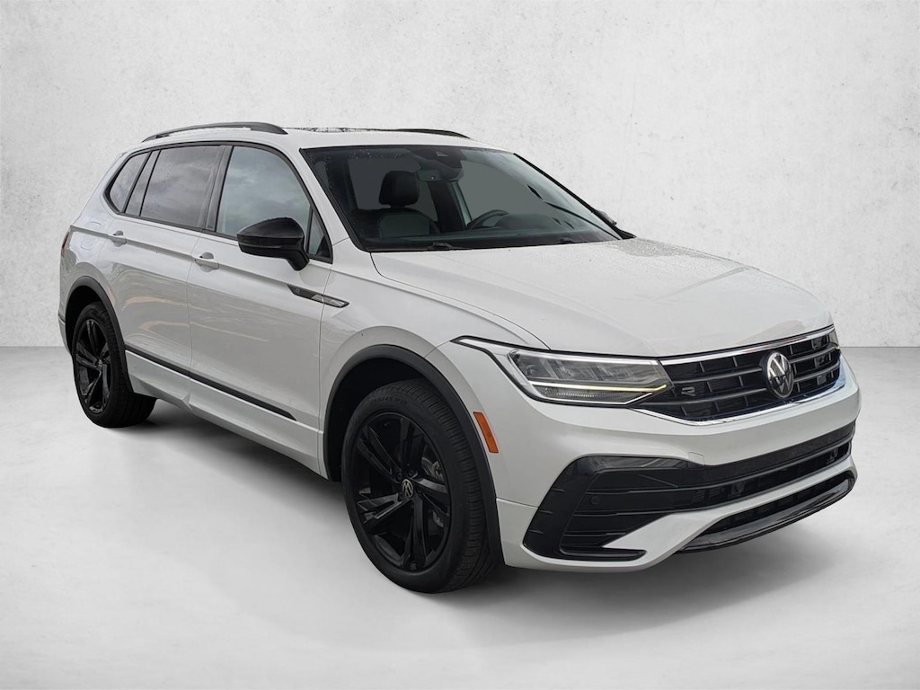 Used 2023 Volkswagen Tiguan SE R-Line Black Sport Utility