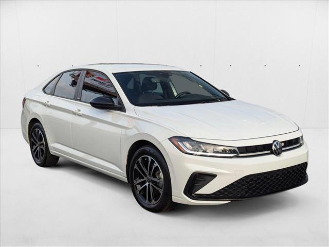2025 Volkswagen Jetta Sport photo 2