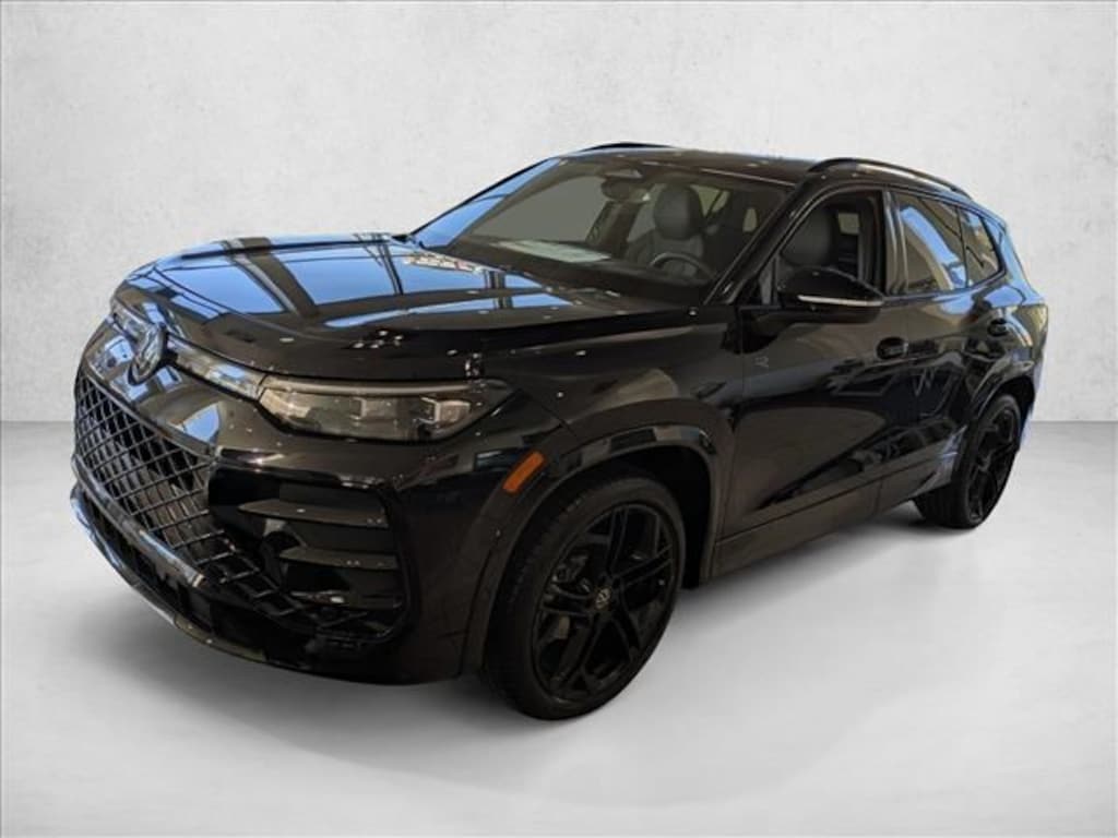 New 2026 Volkswagen Tiguan SE R-Line Black Sport Utility