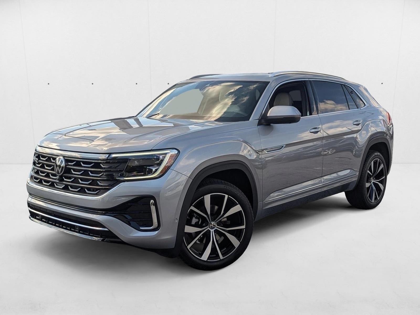 2025 Volkswagen Atlas Cross Sport SEL Premium R-LINE's photo