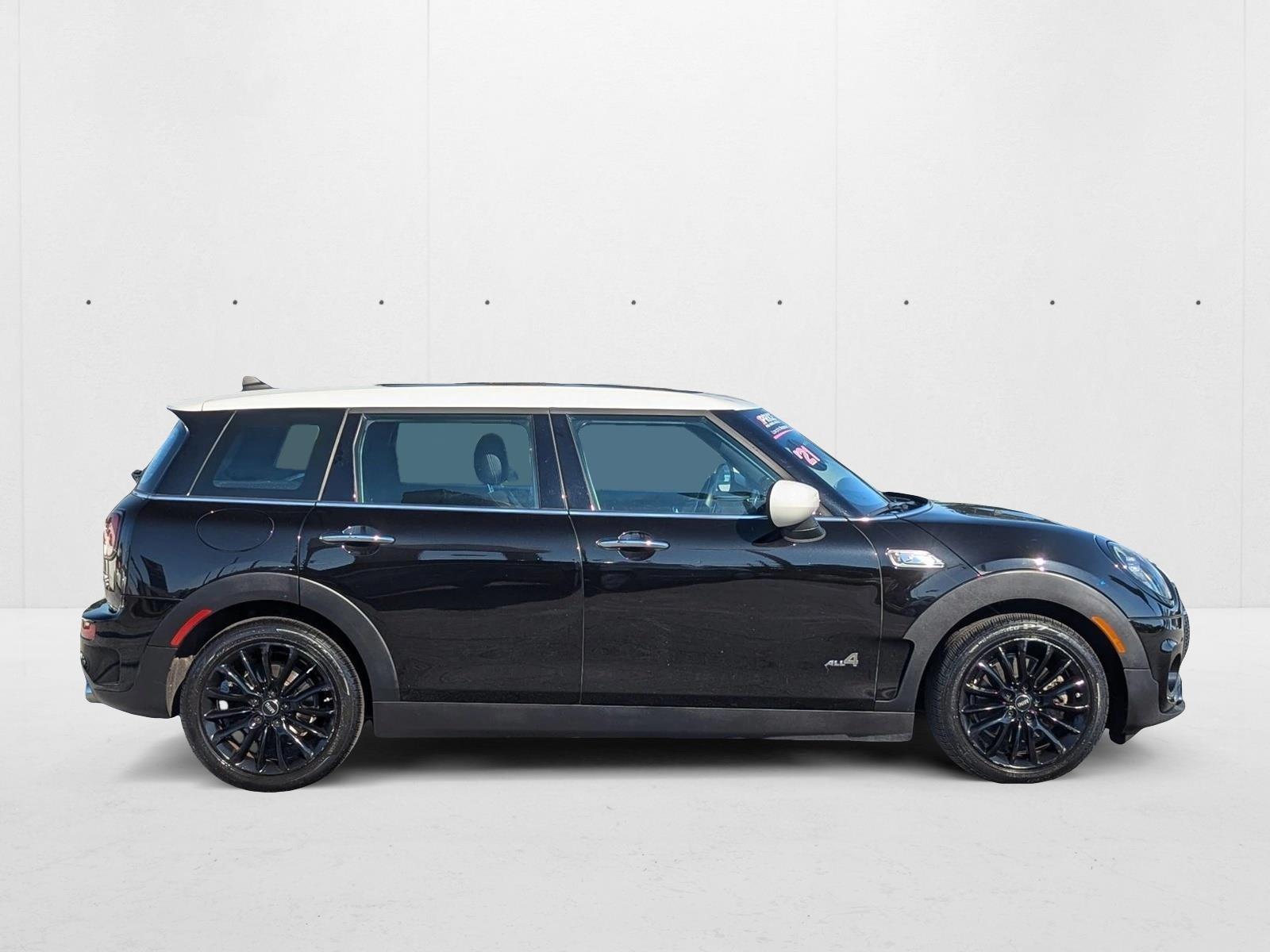 2021 Mini Clubman Base S ALL4 photo 3