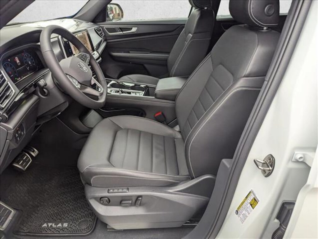 New 2026 Volkswagen Atlas Cross Sport 2.0T SEL R-Line Black Sport Utility